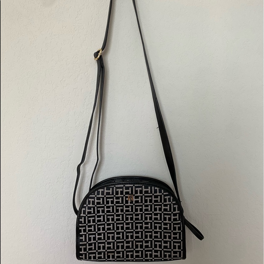 Tommy Hilfiger cross body purse